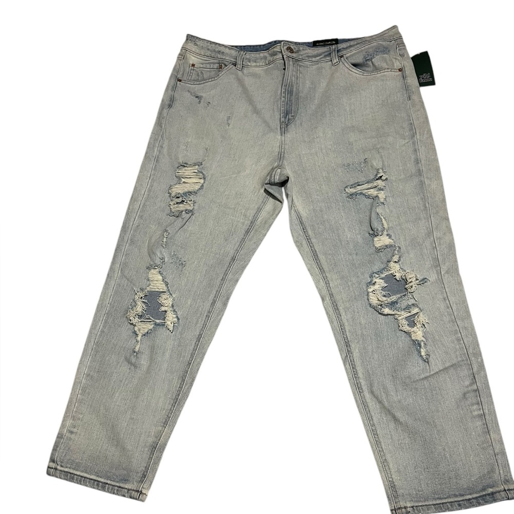 Wild Fable Mom Jeans | Size 18/34 | Light Wash | NWT | Heavy Distressing